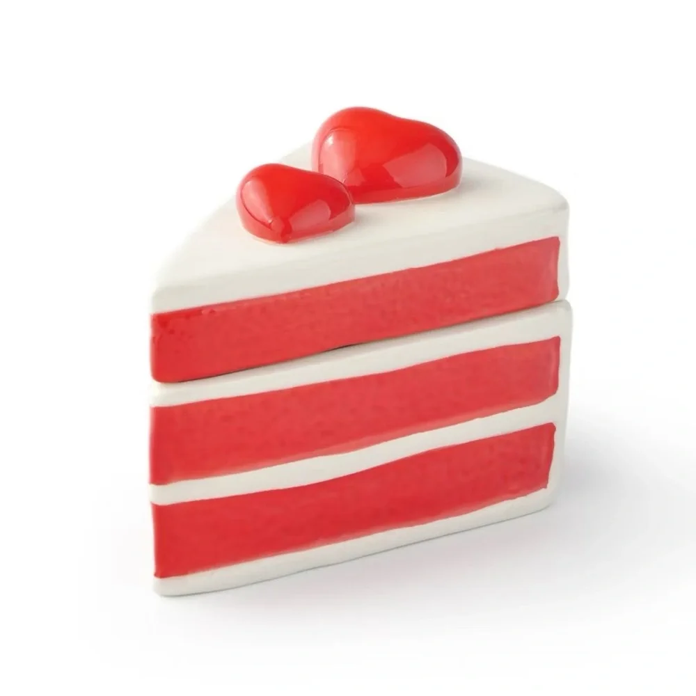 Target Bullseye Valentine’s Trinket Boxes Cake Cupcake Macaroon